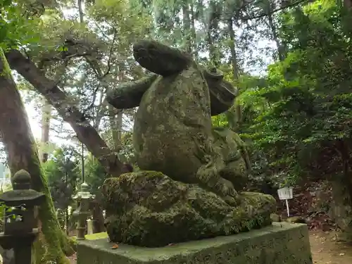 出雲神社の狛犬