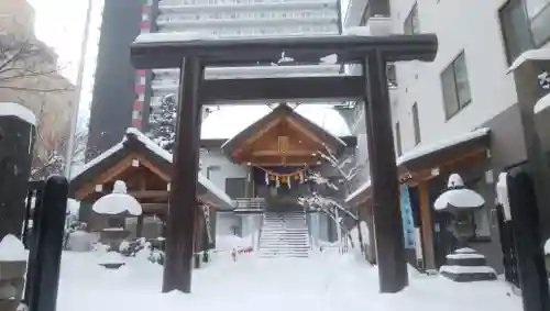 札幌祖霊神社の鳥居