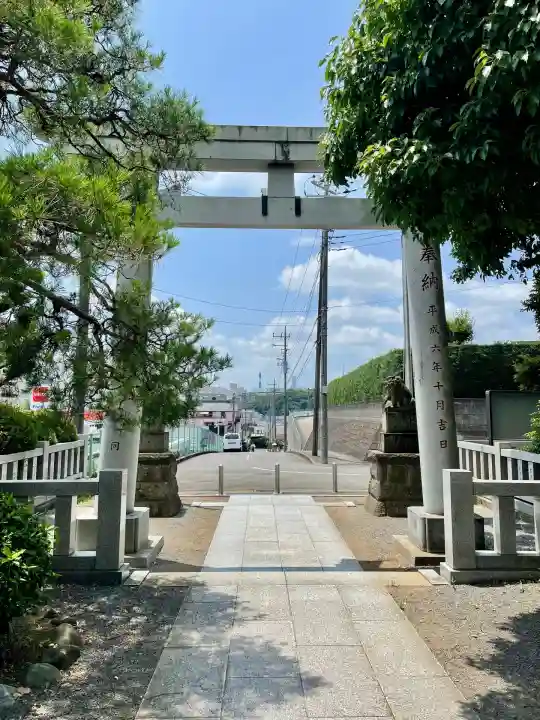 大棚・中川杉山神社(神奈川県)