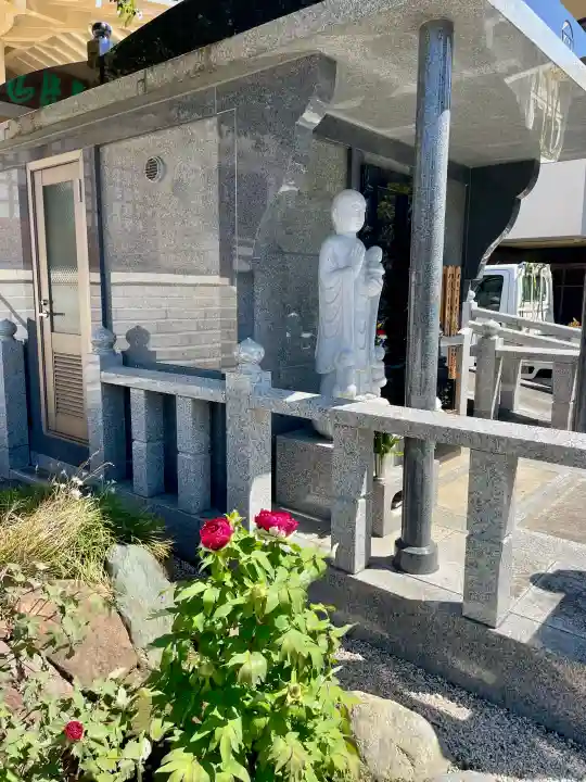 禅定院の{uncategorized: "未分類", other: "その他", undefined: "問題あり", building: "その他建物", grave: "お墓", sacred_gate: "鳥居", guardian: "狛犬", statue: "像", buddha: "仏像", history: "歴史", nature: "自然", garden: "庭園", animal: "動物", pagoda: "塔", temizu: "手水舎", mountain_gate: "山門・神門", sanctuary: "本殿・本堂", subordinate: "末社・摂社", art: "芸術", scenery: "景色", jizo: "地蔵", ema: "絵馬", goshuin: "御朱印", omikuji: "おみくじ", items: "授与品その他", amulet: "お守り", goshuincho: "御朱印帳", eats: "食事", festival: "お祭り", votive_dance: "神楽", shichigosan: "七五三参", wedding: "結婚式", experience: "体験その他", initially: "初詣", around: "周辺", anti_infection: "感染症対策"}