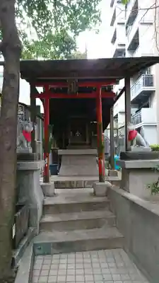 白菊稲荷神社の本殿・本堂