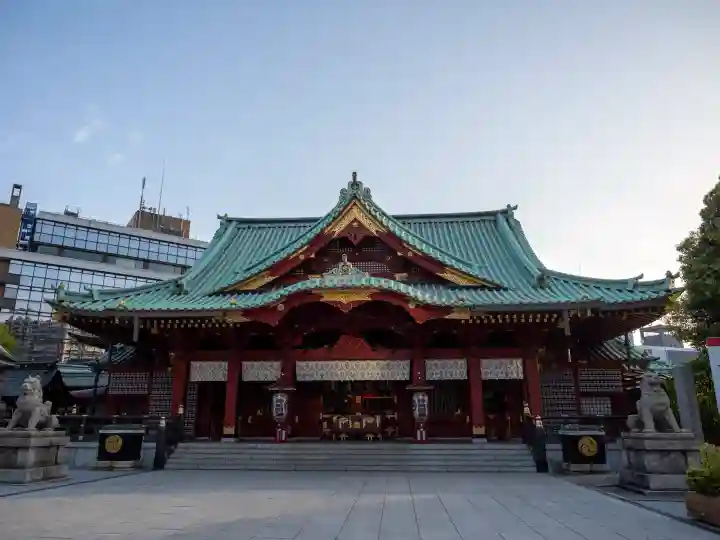 神田神社(神田明神)の{uncategorized: "未分類", other: "その他", undefined: "問題あり", building: "その他建物", grave: "お墓", sacred_gate: "鳥居", guardian: "狛犬", statue: "像", buddha: "仏像", history: "歴史", nature: "自然", garden: "庭園", animal: "動物", pagoda: "塔", temizu: "手水舎", mountain_gate: "山門・神門", sanctuary: "本殿・本堂", subordinate: "末社・摂社", art: "芸術", scenery: "景色", jizo: "地蔵", ema: "絵馬", goshuin: "御朱印", omikuji: "おみくじ", items: "授与品その他", amulet: "お守り", goshuincho: "御朱印帳", eats: "食事", festival: "お祭り", votive_dance: "神楽", shichigosan: "七五三参", wedding: "結婚式", experience: "体験その他", initially: "初詣", around: "周辺", anti_infection: "感染症対策"}