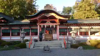西院春日神社の本殿・本堂