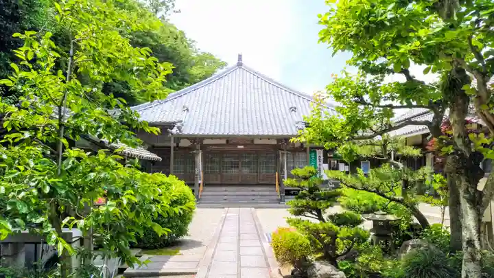 慈光寺の本殿・本堂