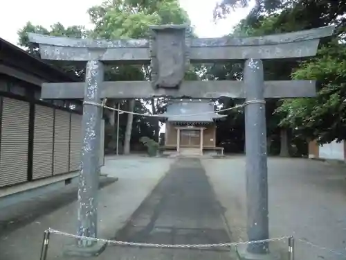 八幡神社の鳥居