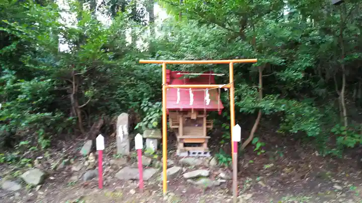 一矢神社の末社・摂社