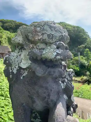 真浦神社の狛犬