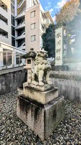 白金氷川神社の狛犬