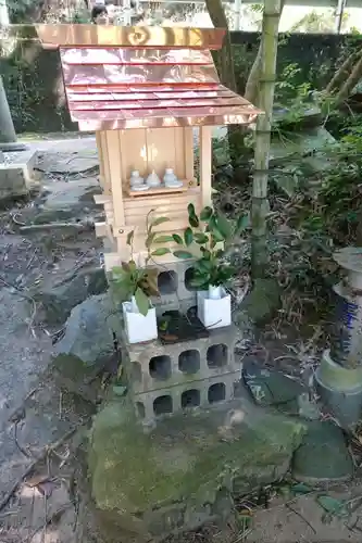 樫高稲荷大明神の末社・摂社