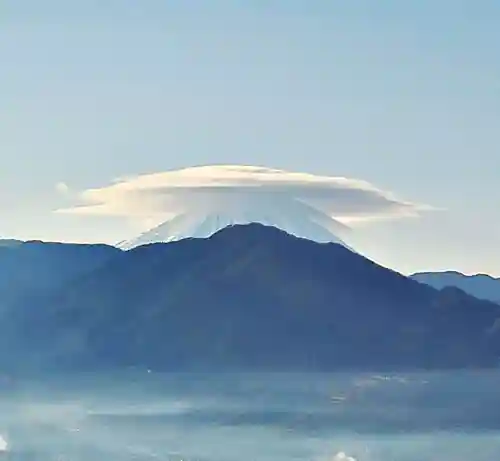 差出磯大嶽山神社 仕事と健康と厄よけの神さま(山梨県)