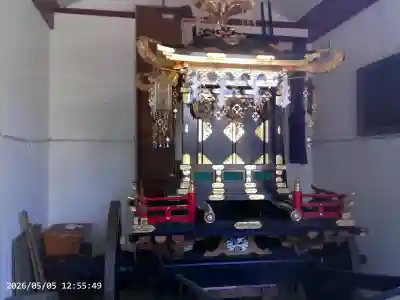 羽田神社の{uncategorized: "未分類", other: "その他", undefined: "問題あり", building: "その他建物", grave: "お墓", sacred_gate: "鳥居", guardian: "狛犬", statue: "像", buddha: "仏像", history: "歴史", nature: "自然", garden: "庭園", animal: "動物", pagoda: "塔", temizu: "手水舎", mountain_gate: "山門・神門", sanctuary: "本殿・本堂", subordinate: "末社・摂社", art: "芸術", scenery: "景色", jizo: "地蔵", ema: "絵馬", goshuin: "御朱印", omikuji: "おみくじ", items: "授与品その他", amulet: "お守り", goshuincho: "御朱印帳", eats: "食事", festival: "お祭り", votive_dance: "神楽", shichigosan: "七五三参", wedding: "結婚式", experience: "体験その他", initially: "初詣", around: "周辺", anti_infection: "感染症対策"}