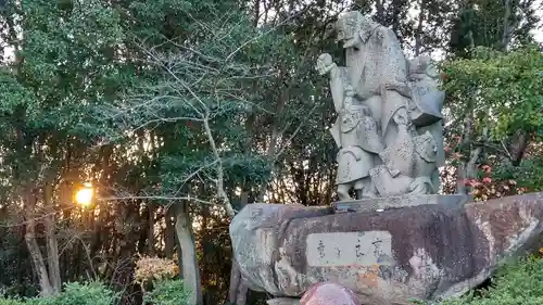 円通寺の像