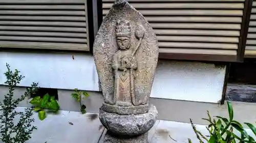 八代山 一如寺の像