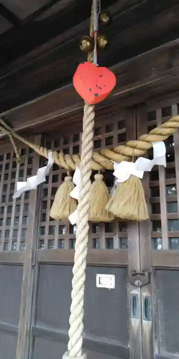 芽生神社の本殿・本堂
