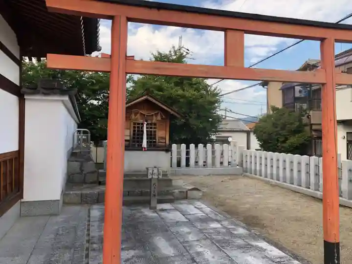 志貴縣主神社の末社・摂社