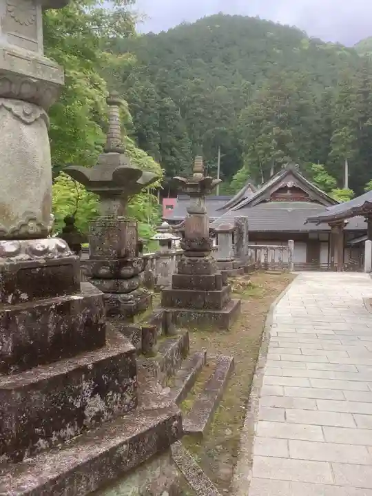 華厳寺(岐阜県)