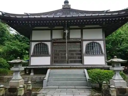 萬松寺の本殿・本堂