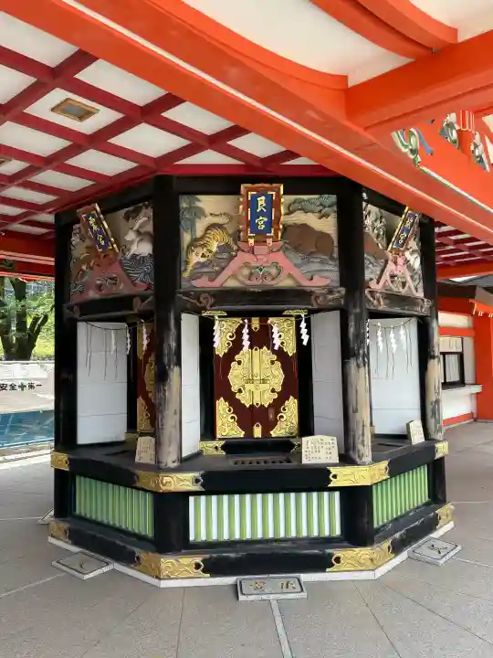 千葉神社の{uncategorized: "未分類", other: "その他", undefined: "問題あり", building: "その他建物", grave: "お墓", sacred_gate: "鳥居", guardian: "狛犬", statue: "像", buddha: "仏像", history: "歴史", nature: "自然", garden: "庭園", animal: "動物", pagoda: "塔", temizu: "手水舎", mountain_gate: "山門・神門", sanctuary: "本殿・本堂", subordinate: "末社・摂社", art: "芸術", scenery: "景色", jizo: "地蔵", ema: "絵馬", goshuin: "御朱印", omikuji: "おみくじ", items: "授与品その他", amulet: "お守り", goshuincho: "御朱印帳", eats: "食事", festival: "お祭り", votive_dance: "神楽", shichigosan: "七五三参", wedding: "結婚式", experience: "体験その他", initially: "初詣", around: "周辺", anti_infection: "感染症対策"}