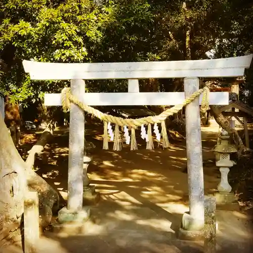 水神社の鳥居