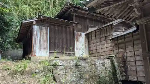 八幡神社の本殿・本堂