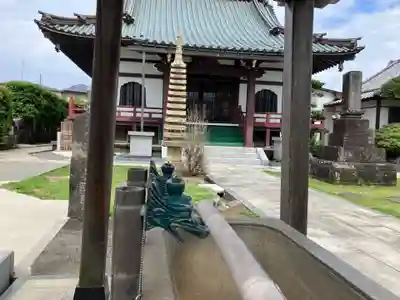 妙秀寺の本殿・本堂