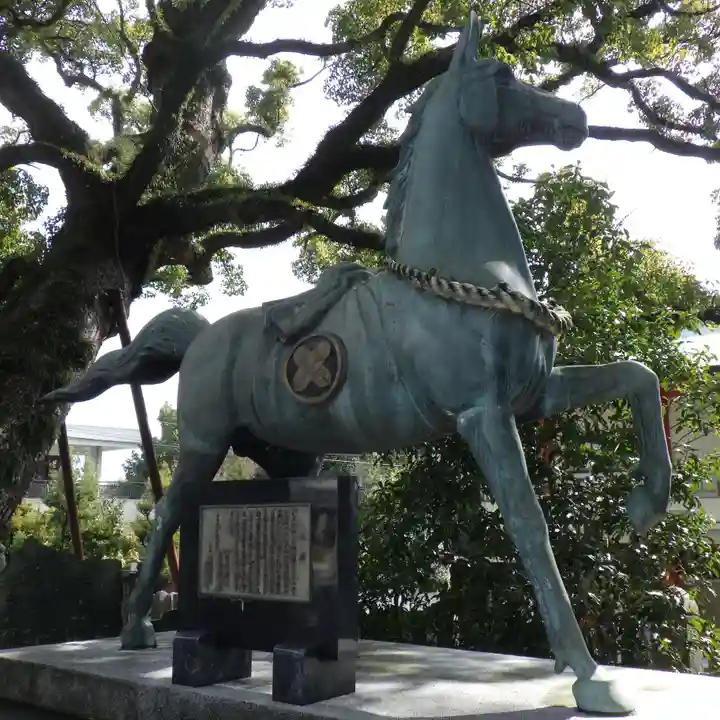 津田八幡神社の狛犬
