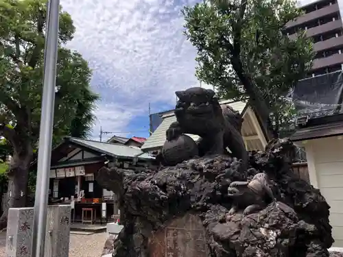 お三の宮日枝神社の狛犬