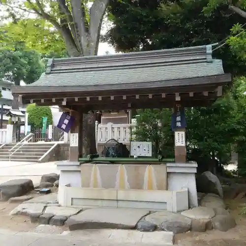 桐ヶ谷氷川神社の手水舎