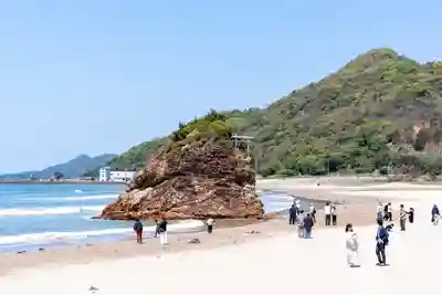 稲佐の浜 弁天島(島根県)