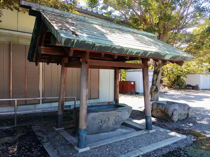 前野神社の手水舎