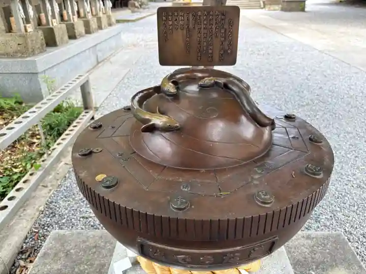 星宮神社の{uncategorized: "未分類", other: "その他", undefined: "問題あり", building: "その他建物", grave: "お墓", sacred_gate: "鳥居", guardian: "狛犬", statue: "像", buddha: "仏像", history: "歴史", nature: "自然", garden: "庭園", animal: "動物", pagoda: "塔", temizu: "手水舎", mountain_gate: "山門・神門", sanctuary: "本殿・本堂", subordinate: "末社・摂社", art: "芸術", scenery: "景色", jizo: "地蔵", ema: "絵馬", goshuin: "御朱印", omikuji: "おみくじ", items: "授与品その他", amulet: "お守り", goshuincho: "御朱印帳", eats: "食事", festival: "お祭り", votive_dance: "神楽", shichigosan: "七五三参", wedding: "結婚式", experience: "体験その他", initially: "初詣", around: "周辺", anti_infection: "感染症対策"}