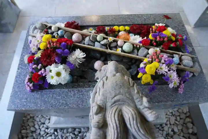 滑川神社 - 仕事と子どもの守り神の手水舎