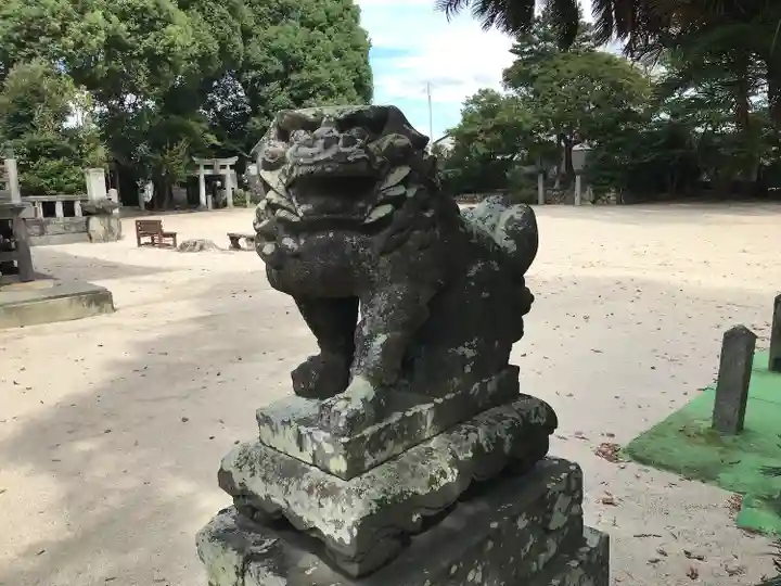 鳥栖八坂神社の狛犬
