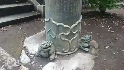 一瓶塚稲荷神社の狛犬