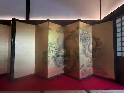 西来院の{uncategorized: "未分類", other: "その他", undefined: "問題あり", building: "その他建物", grave: "お墓", sacred_gate: "鳥居", guardian: "狛犬", statue: "像", buddha: "仏像", history: "歴史", nature: "自然", garden: "庭園", animal: "動物", pagoda: "塔", temizu: "手水舎", mountain_gate: "山門・神門", sanctuary: "本殿・本堂", subordinate: "末社・摂社", art: "芸術", scenery: "景色", jizo: "地蔵", ema: "絵馬", goshuin: "御朱印", omikuji: "おみくじ", items: "授与品その他", amulet: "お守り", goshuincho: "御朱印帳", eats: "食事", festival: "お祭り", votive_dance: "神楽", shichigosan: "七五三参", wedding: "結婚式", experience: "体験その他", initially: "初詣", around: "周辺", anti_infection: "感染症対策"}