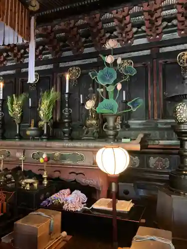 鶴林寺の本殿・本堂