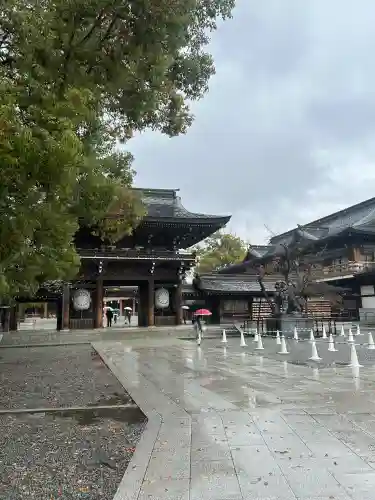 寒川神社の{uncategorized: "未分類", other: "その他", undefined: "問題あり", building: "その他建物", grave: "お墓", sacred_gate: "鳥居", guardian: "狛犬", statue: "像", buddha: "仏像", history: "歴史", nature: "自然", garden: "庭園", animal: "動物", pagoda: "塔", temizu: "手水舎", mountain_gate: "山門・神門", sanctuary: "本殿・本堂", subordinate: "末社・摂社", art: "芸術", scenery: "景色", jizo: "地蔵", ema: "絵馬", goshuin: "御朱印", omikuji: "おみくじ", items: "授与品その他", amulet: "お守り", goshuincho: "御朱印帳", eats: "食事", festival: "お祭り", votive_dance: "神楽", shichigosan: "七五三参", wedding: "結婚式", experience: "体験その他", initially: "初詣", around: "周辺", anti_infection: "感染症対策"}