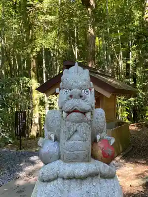 眞名井神社(籠神社奥宮)の狛犬