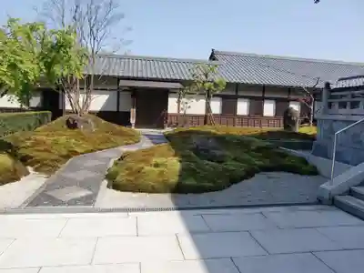 御誕生寺（猫寺）(福井県)