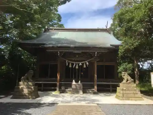 遠見岬神社の本殿・本堂