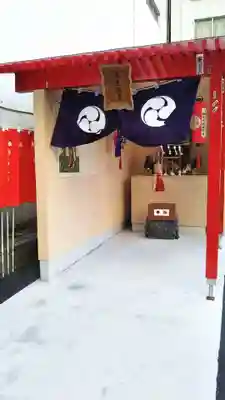 高尾稲荷神社の本殿・本堂
