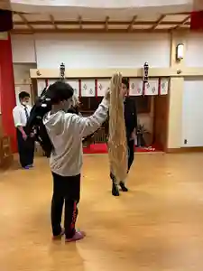 潮見ヶ岡神社の神楽(2022年11月07日(月) 23時11分34秒投稿)