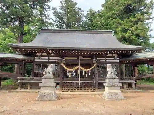 建部神社の本殿