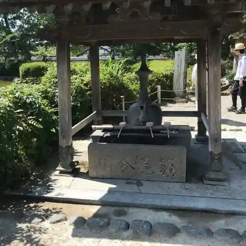 法隆寺の手水舎