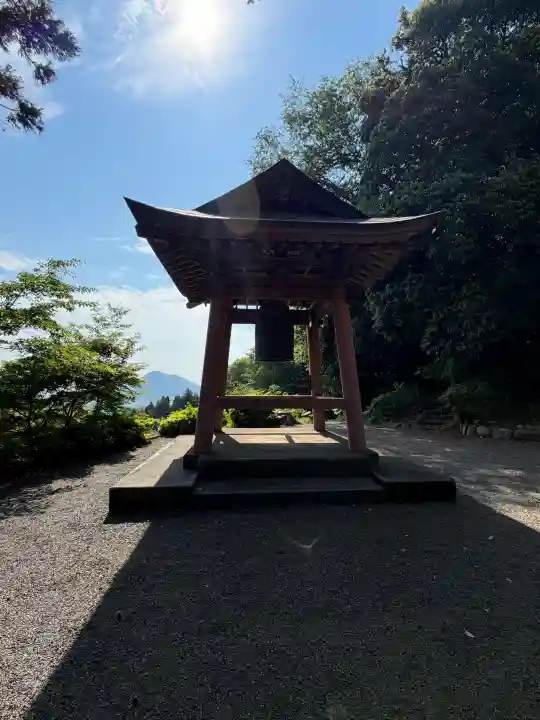 観音寺の{uncategorized: "未分類", other: "その他", undefined: "問題あり", building: "その他建物", grave: "お墓", sacred_gate: "鳥居", guardian: "狛犬", statue: "像", buddha: "仏像", history: "歴史", nature: "自然", garden: "庭園", animal: "動物", pagoda: "塔", temizu: "手水舎", mountain_gate: "山門・神門", sanctuary: "本殿・本堂", subordinate: "末社・摂社", art: "芸術", scenery: "景色", jizo: "地蔵", ema: "絵馬", goshuin: "御朱印", omikuji: "おみくじ", items: "授与品その他", amulet: "お守り", goshuincho: "御朱印帳", eats: "食事", festival: "お祭り", votive_dance: "神楽", shichigosan: "七五三参", wedding: "結婚式", experience: "体験その他", initially: "初詣", around: "周辺", anti_infection: "感染症対策"}