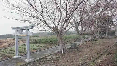 桃澤神社(愛鷹明神)中宮の鳥居