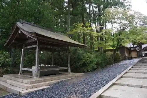 高野山金剛峯寺の手水舎