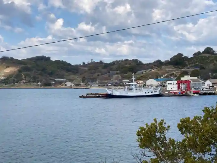 弁財天神社の周辺