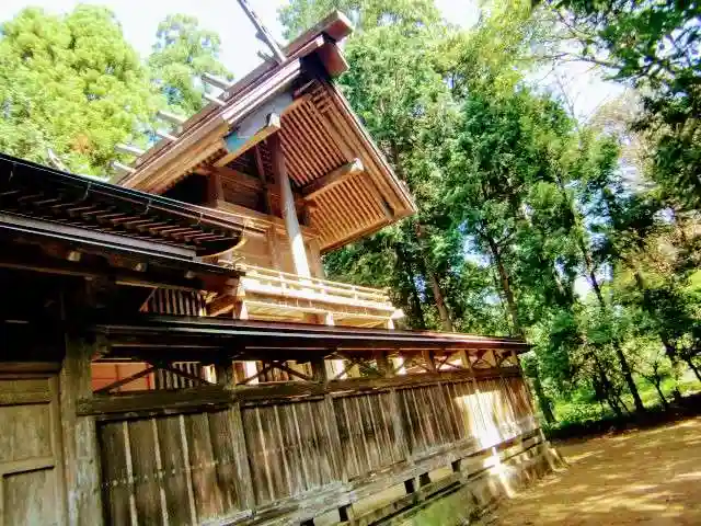松山神社の本殿・本堂