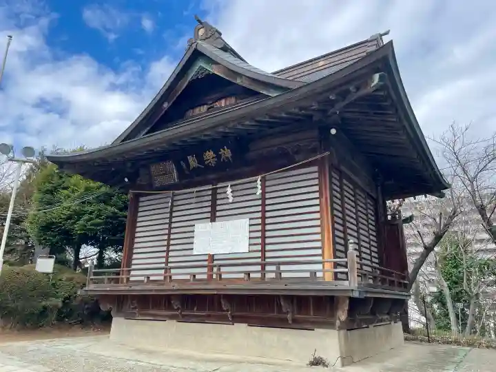 諏訪神社の{uncategorized: "未分類", other: "その他", undefined: "問題あり", building: "その他建物", grave: "お墓", sacred_gate: "鳥居", guardian: "狛犬", statue: "像", buddha: "仏像", history: "歴史", nature: "自然", garden: "庭園", animal: "動物", pagoda: "塔", temizu: "手水舎", mountain_gate: "山門・神門", sanctuary: "本殿・本堂", subordinate: "末社・摂社", art: "芸術", scenery: "景色", jizo: "地蔵", ema: "絵馬", goshuin: "御朱印", omikuji: "おみくじ", items: "授与品その他", amulet: "お守り", goshuincho: "御朱印帳", eats: "食事", festival: "お祭り", votive_dance: "神楽", shichigosan: "七五三参", wedding: "結婚式", experience: "体験その他", initially: "初詣", around: "周辺", anti_infection: "感染症対策"}